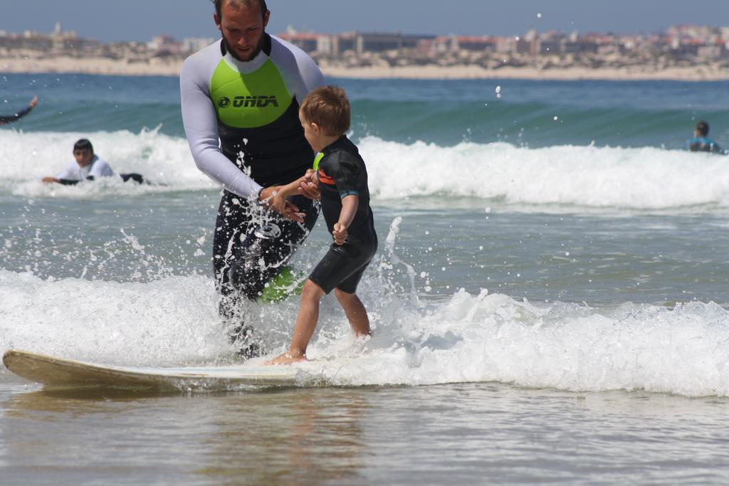 ホテル Foz Surfcamp フォス・ド・アレーリョ エクステリア 写真